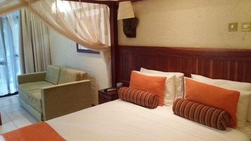 Cresta Mowana Safari Lodge Kasane Extérieur photo