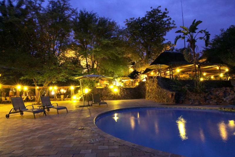 Cresta Mowana Safari Lodge Kasane Extérieur photo